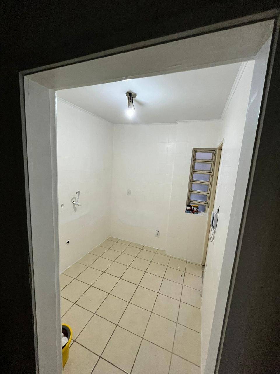 Apartamento para alugar com 1 quarto, 48m² - Foto 12