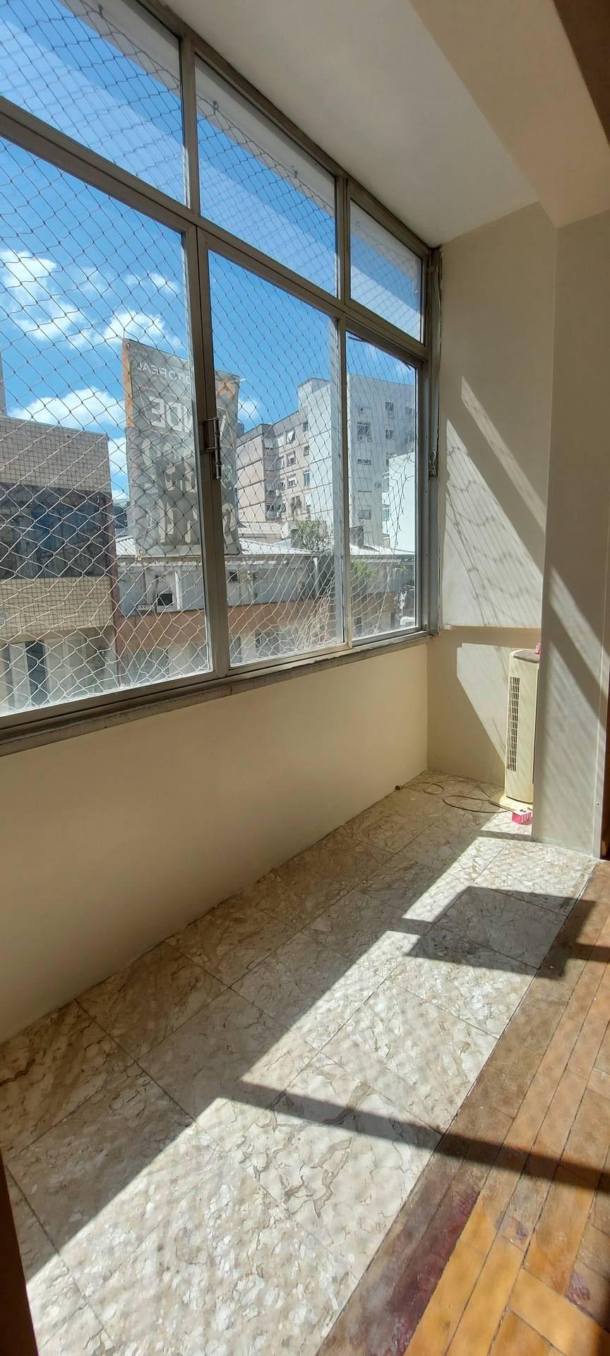 Apartamento à venda com 3 quartos, 100m² - Foto 7