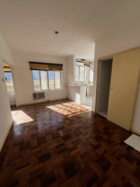 Apartamento para alugar com 1 quarto, 42m² - Foto 1