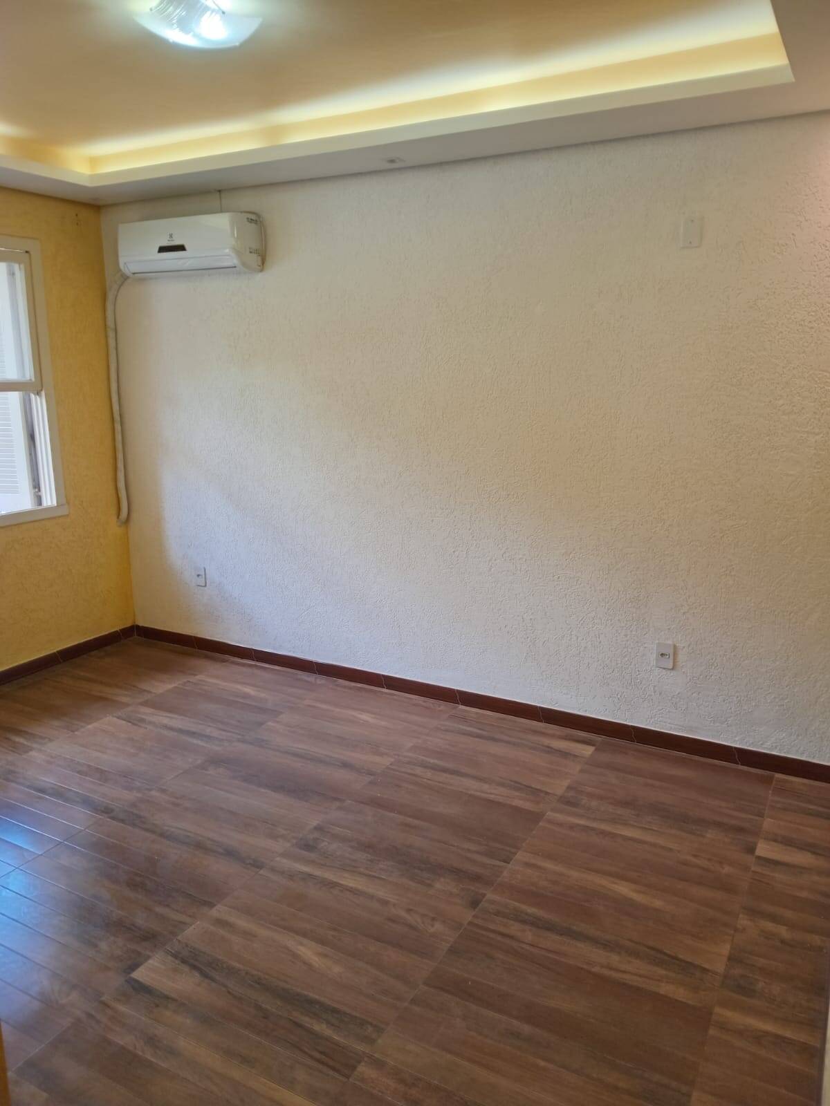 Apartamento à venda com 2 quartos, 58m² - Foto 1