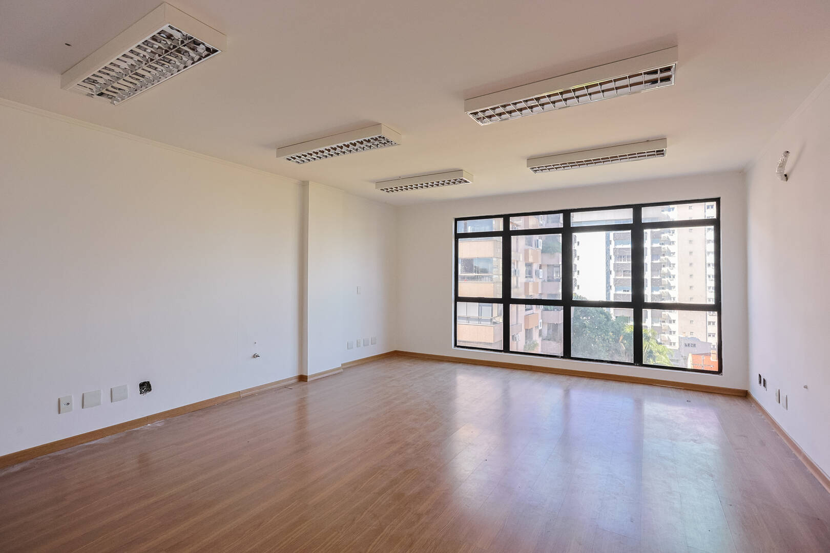 Conjunto Comercial-Sala para alugar, 36m² - Foto 1