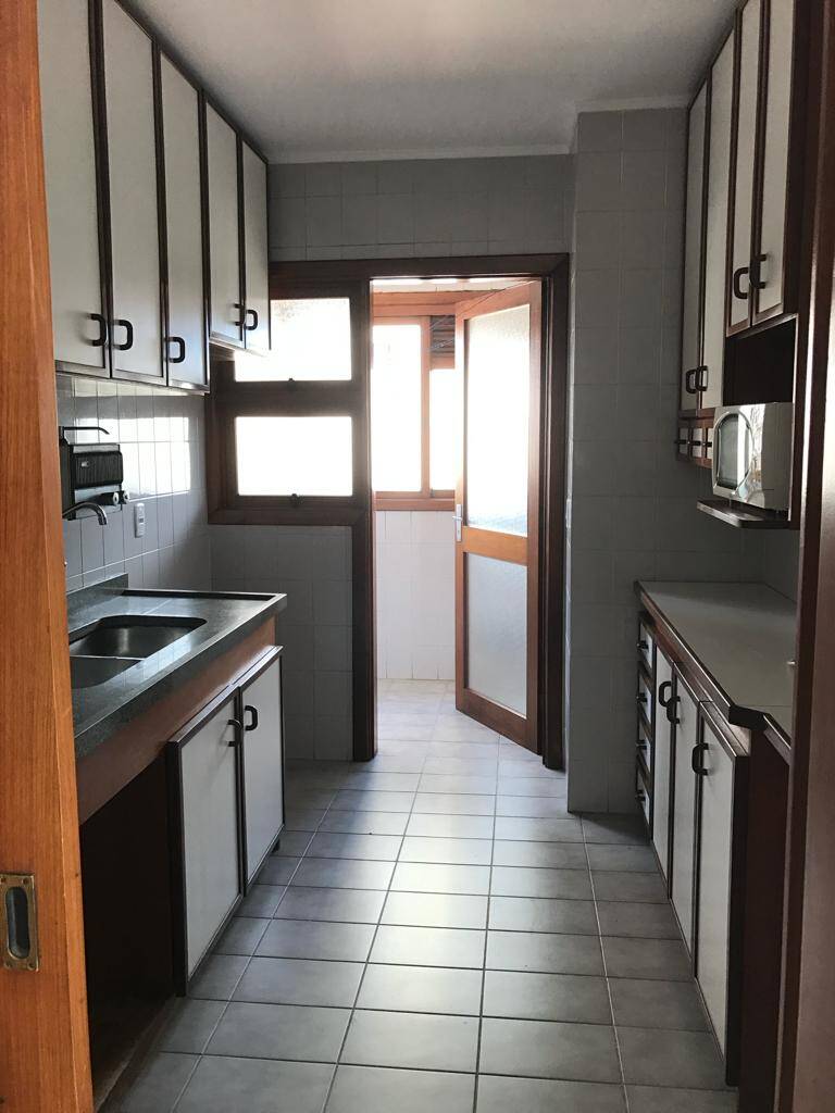 Apartamento à venda com 2 quartos, 86m² - Foto 12